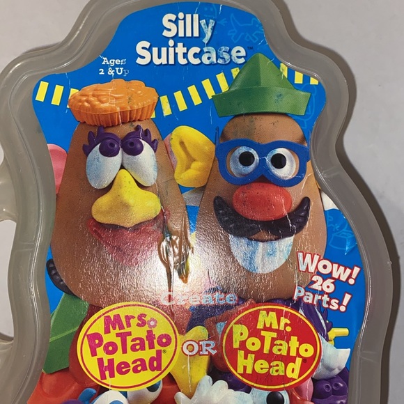 Vintage 2000 Playskool Mr. & Mrs. Potato Head Silly Suitcase - Picture 2 of 6